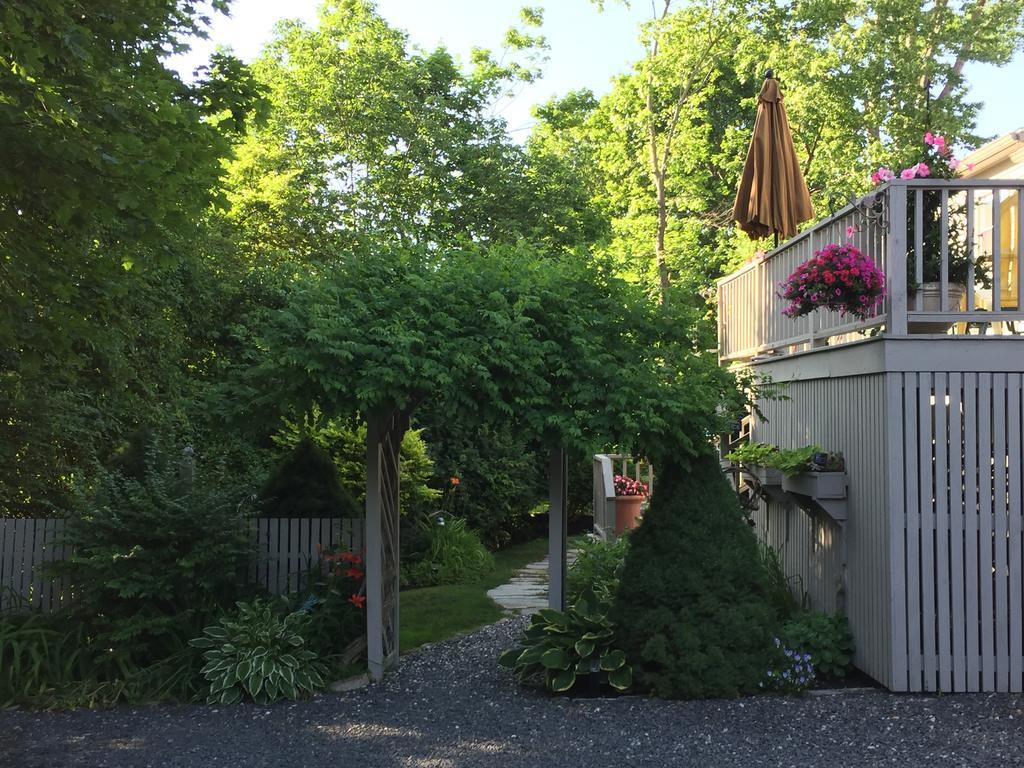 Dragonfly Guest House Ogunquit Exterior photo